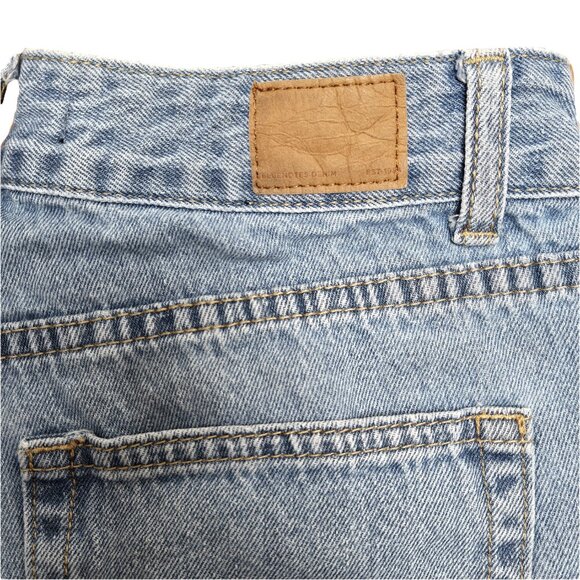 BLUENOTES Light Wash High Rise Mom Jeans 28 - Picture 2 of 5